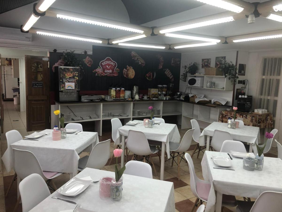 Hoforras Hotel Gyula Dış mekan fotoğraf