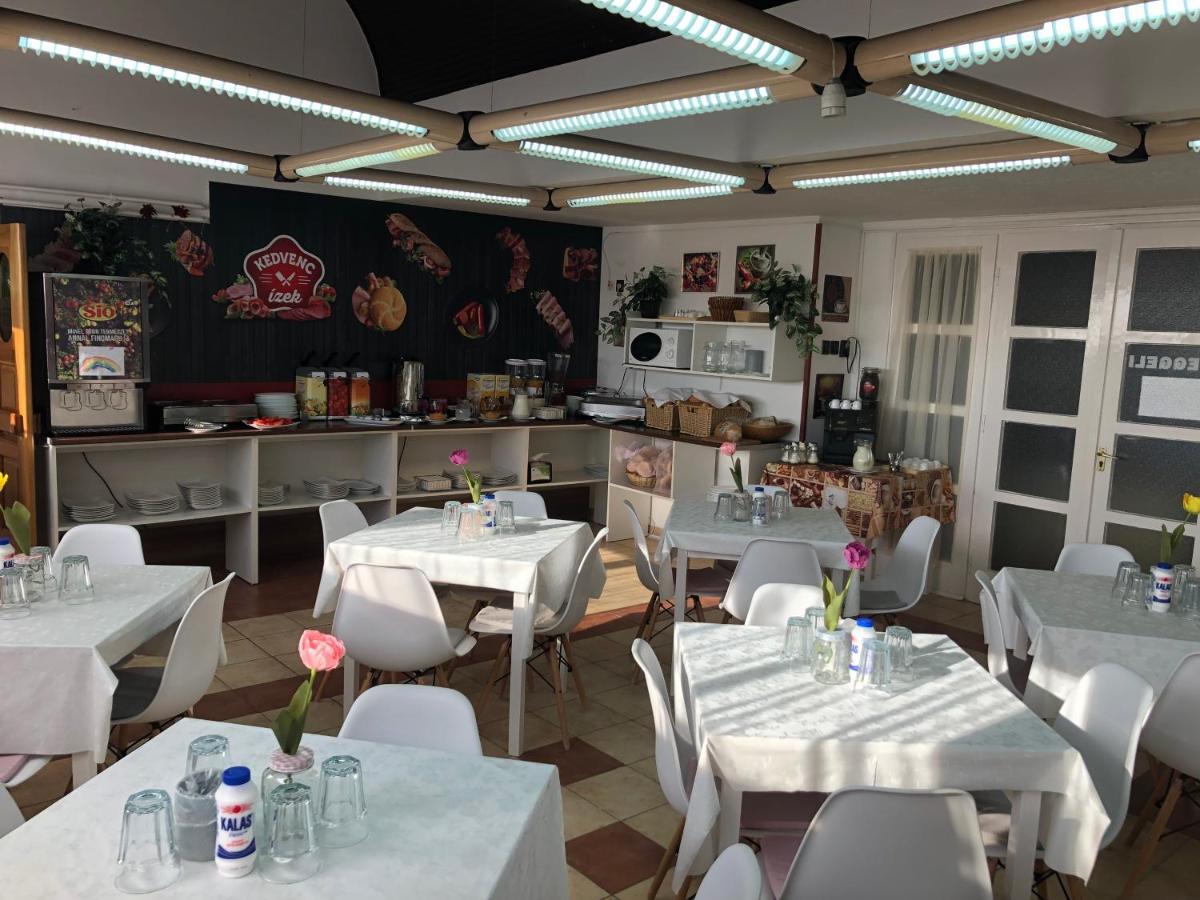 Hoforras Hotel Gyula Dış mekan fotoğraf