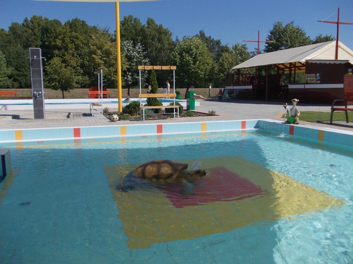 Hoforras Hotel Gyula Dış mekan fotoğraf