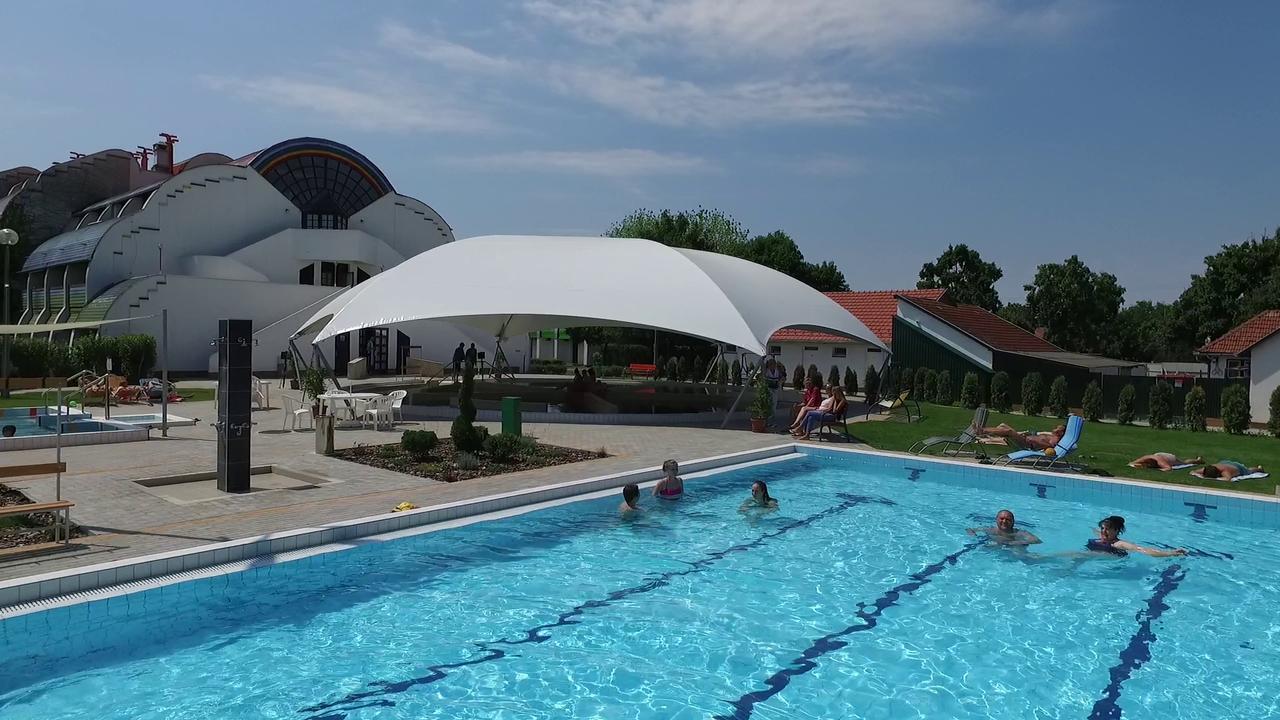 Hoforras Hotel Gyula Dış mekan fotoğraf